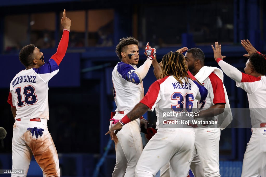 Dominican Republic v Israel - Baseball - Olympics: Day 11