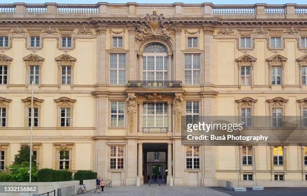 west facade of the recently rebuilt "berliner schloss" (berlin city palace) in the historical center of berlin, germany, demolished in the 1950s and completely rebuilt. - west front stock pictures, royalty-free photos & images