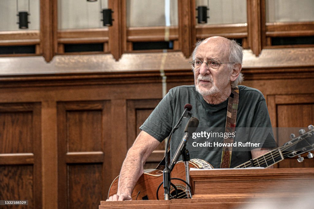 Peter Yarrow Performs At The Western Presbyterian Church