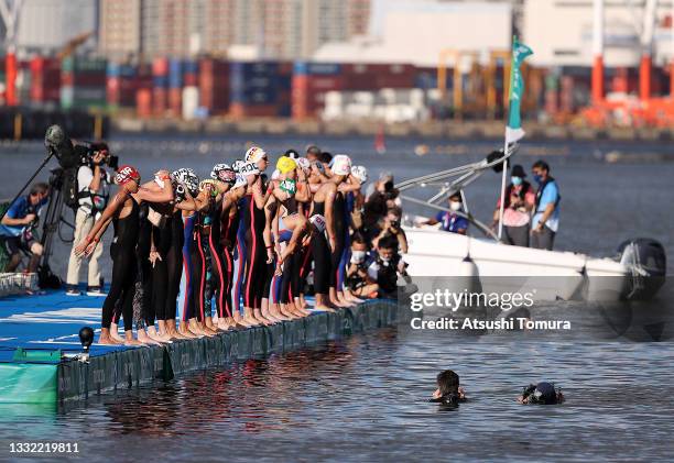 Swimmers start the race in the Women's 10km Marathon Swimming on day twelve of the Tokyo 2020 Olympic Games at Odaiba Marine Park on August 04, 2021...