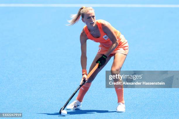 Lauren Lara Jeanette Stam of Team Netherlands controls the ball during the Women's Semifinal match between Netherlands and Great Britain on day...