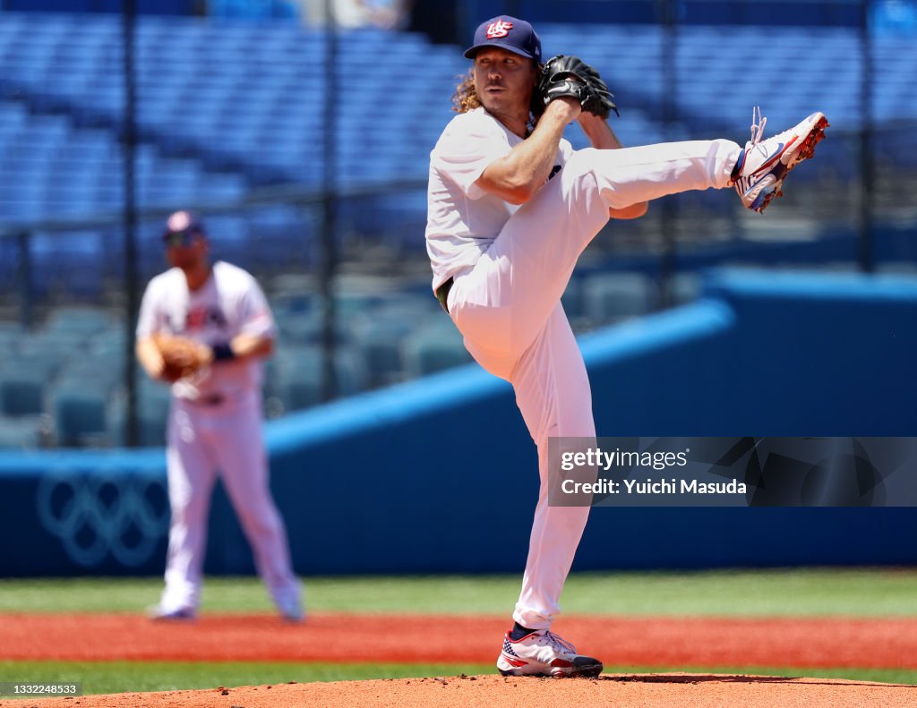 Dominican Republic v United States - Baseball - Olympics: Day 12