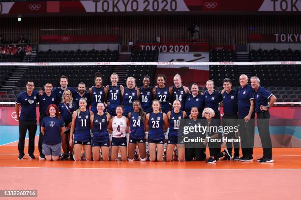 Team United States poses for a photo after defeating Team Dominican Republic during the Women's Quarterfinals volleyball on day twelve of the Tokyo...