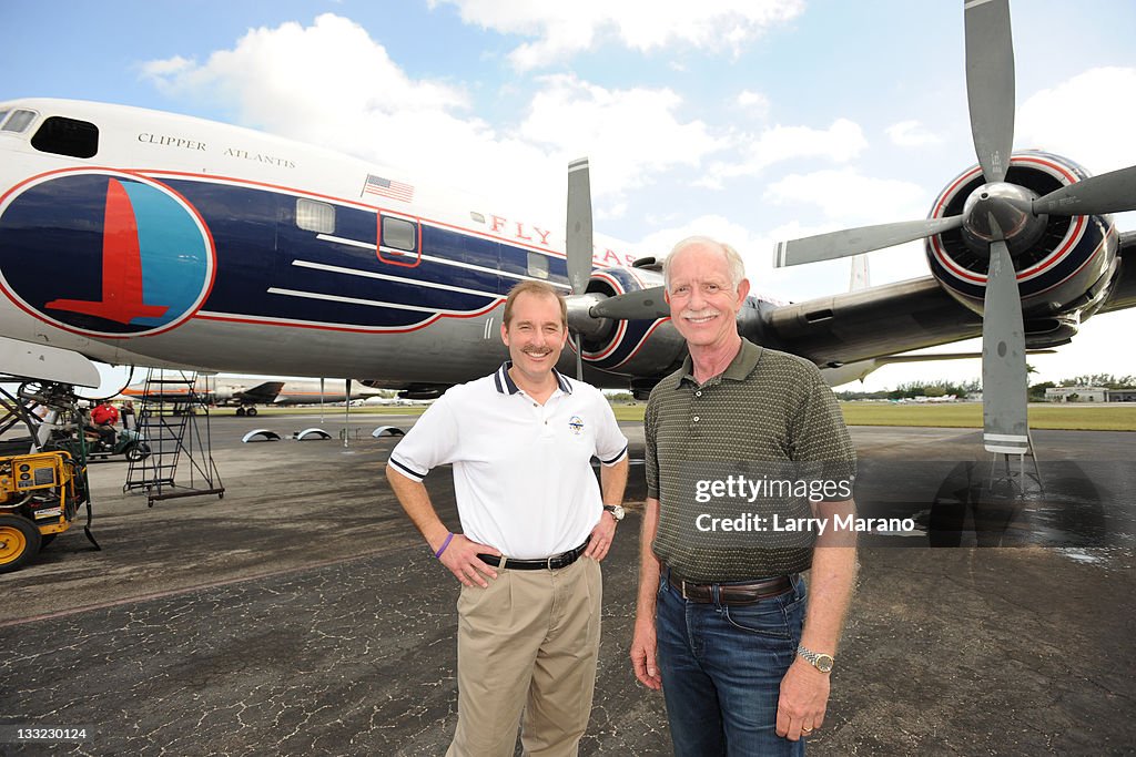 Captain "Sully" Sullenberger  And Co-pilot Jeff Skiles, a "Hero Crew" Pose On The Historical 1958 DC7