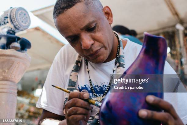 craftsman worker in his small soap pile business - art and craft product 個照片及圖片檔