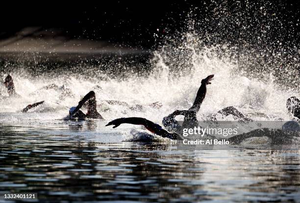 Swimmers start the race in the Men's 10km Marathon Swimming on day thirteen of the Tokyo 2020 Olympic Games at Odaiba Marine Park on August 05, 2021...