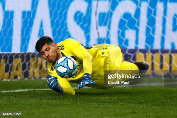 Agustín Rossi of Boca Juniors saves the penalty kick from Julián Álvarez of River Plate during the shootout after a round of sixteen match of Copa...