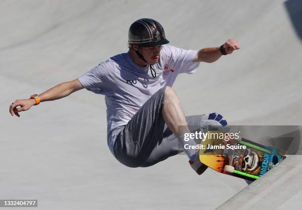 Andy Anderson of Team Canada competes during the Men's Skateboarding Park Preliminary Heat 1 on day thirteen of the Tokyo 2020 Olympic Games at...