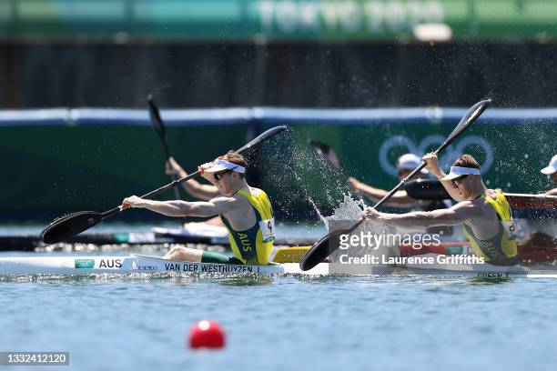Jean van der Westhuyzen and Thomas Green of Team Australia competes during the Men's Kayak Double 1000m Semi-final 1 on day thirteen of the Tokyo...