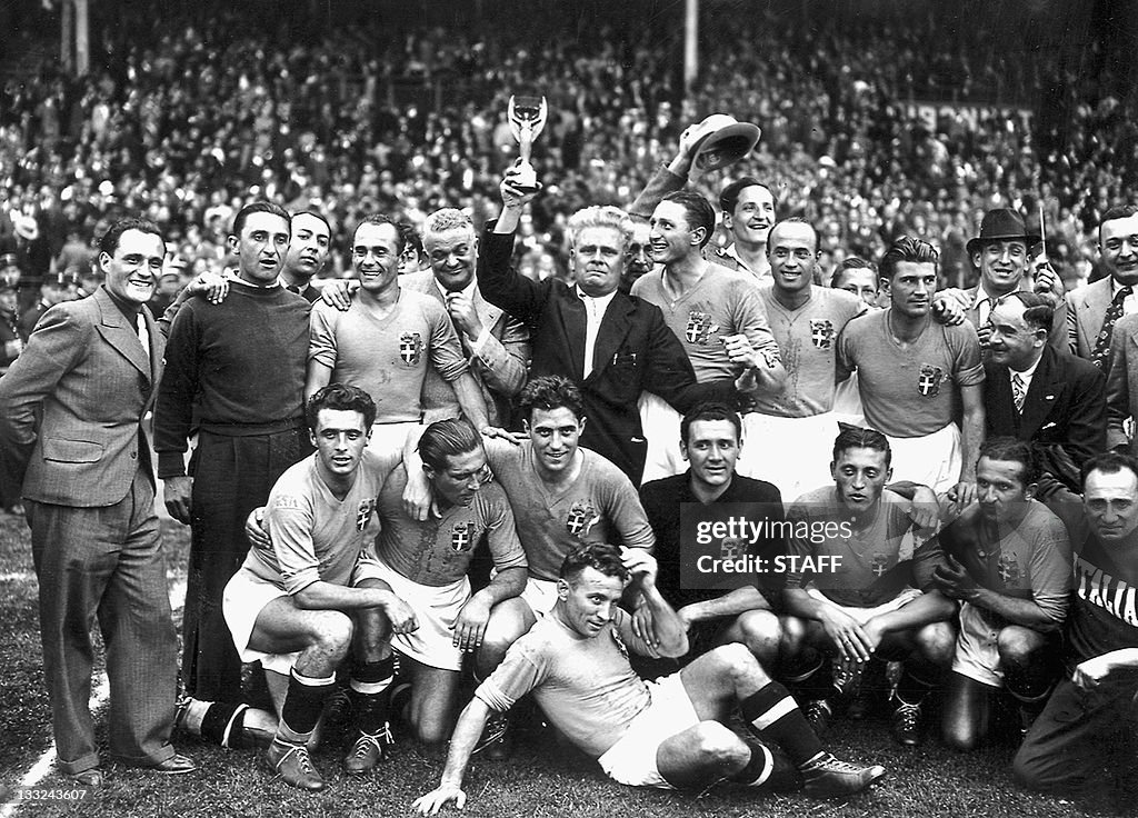 Italy's national soccer team poses with
