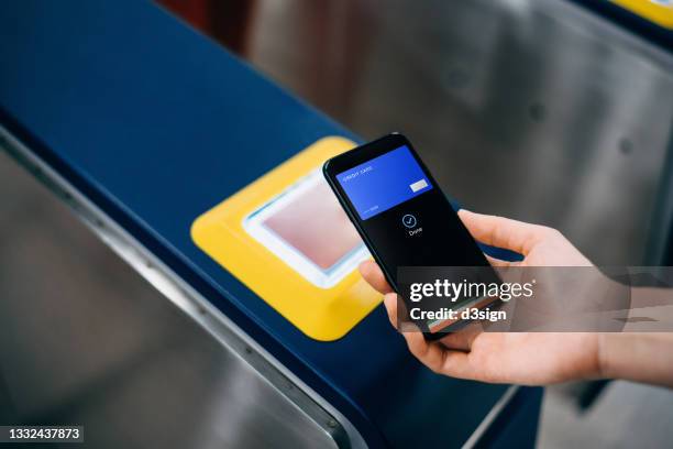 Subway Check In Traffic Counter Photos and Premium High Res Pictures - Getty Images