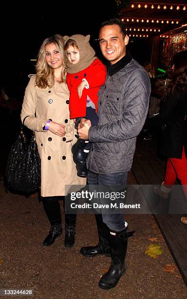 Gareth Gates and his wife Suzanne Mole Gates with daughter Missy attend the Winter Wonderland Launch Party at Hyde Park on November 17,2011 in...