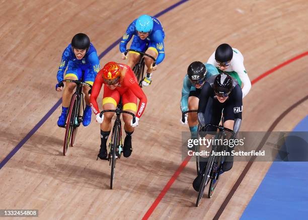 Olena Starikova of Team Ukraine, Tianshi Zhong of Team China, Wai Sze Lee of Team Hong Kong, Luz Daniela Gaxiola Gonzalez of Team Mexico and Ellesse...