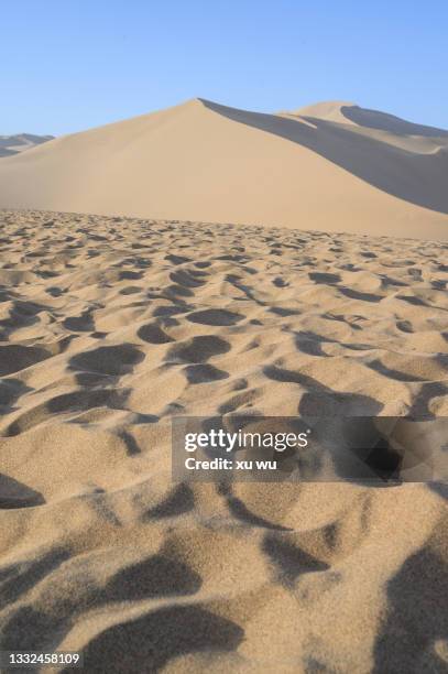 desert - 敦煌 stock pictures, royalty-free photos & images