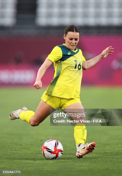 Australia National Team Hayley Raso Photos and Premium High Res ...