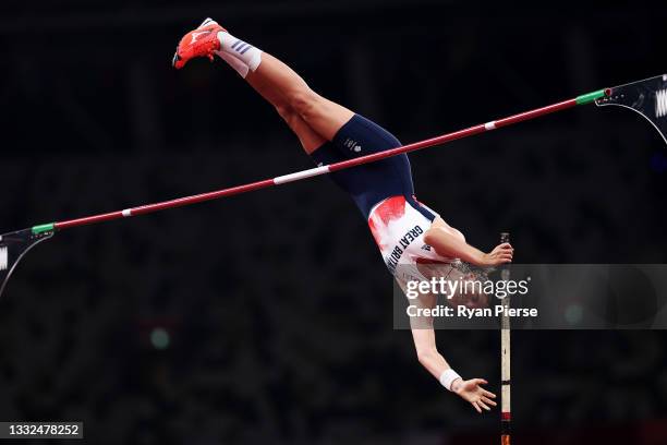 Holly Bradshaw of Team Great Britain competes in the Women's Pole Vault Final on day thirteen of the Tokyo 2020 Olympic Games at Olympic Stadium on...