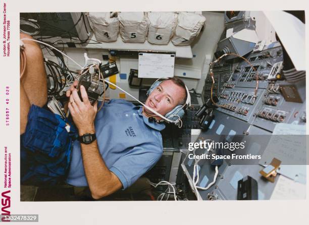 43 Brian Duffy (Astronaut) Stock Photos, High-Res Pictures, and Images ...