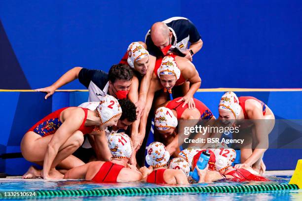 Team Spain, Marta Bach of Spain, Maica Garcia of Spain, Head Coach Miguel Oca Gaia of Spain, Jordi Valls Nart of Spain, Roser Tarrago Aymerich of...