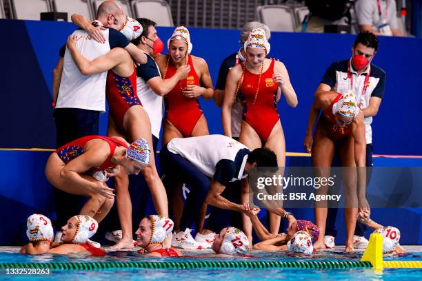 Team Spain celebrating victory, Anna Espar of Spain, Judith Forca of Spain, Bea Ortiz of Spain, Maica Garcia of Spain, Angel Andreo Gaban of Spain,...