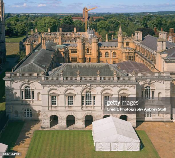 the old schools of cambridge university - the famous university town of cambridge stock pictures, royalty-free photos & images