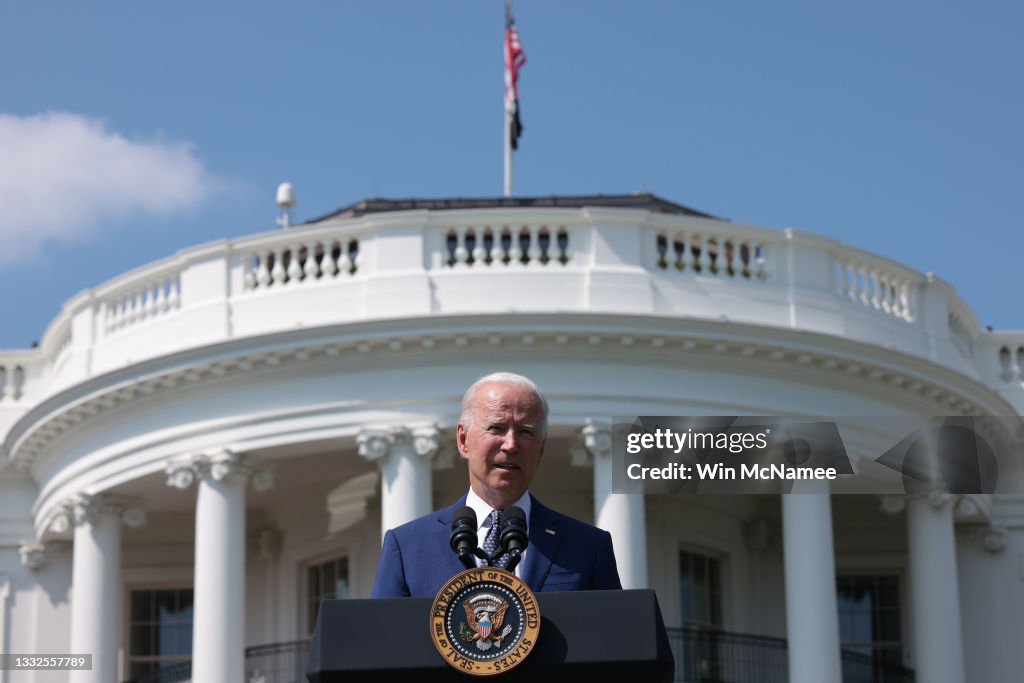 President Biden Delivers Remarks On Clean Cars