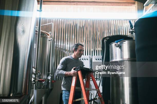 local small business craft brewery - microbrewery stock pictures, royalty-free photos & images