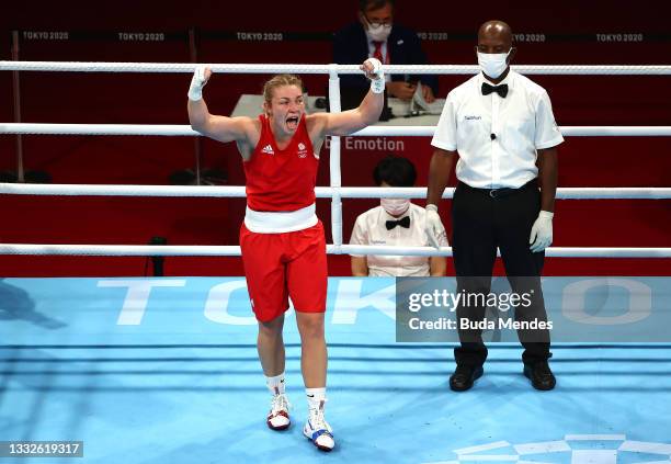 Lauren Price of Team Great Britain celebrates after her victory against Nouchka Fontijn of Team Netherlands during the Women's Middle Semifinal 1 on...