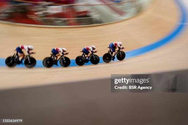 Katie Archibald of Great Britain, Elinor Barker of Great Britain, Neah Evans of Great Britain and Josie Knight of Great Britain competing on Women's...