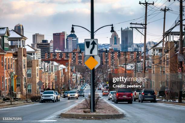 city street - pittsburgh, pa - pittsburgh stock pictures, royalty-free photos & images