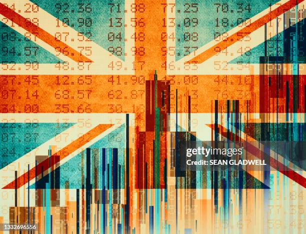 uk financial figures - grande bretagne photos et images de collection