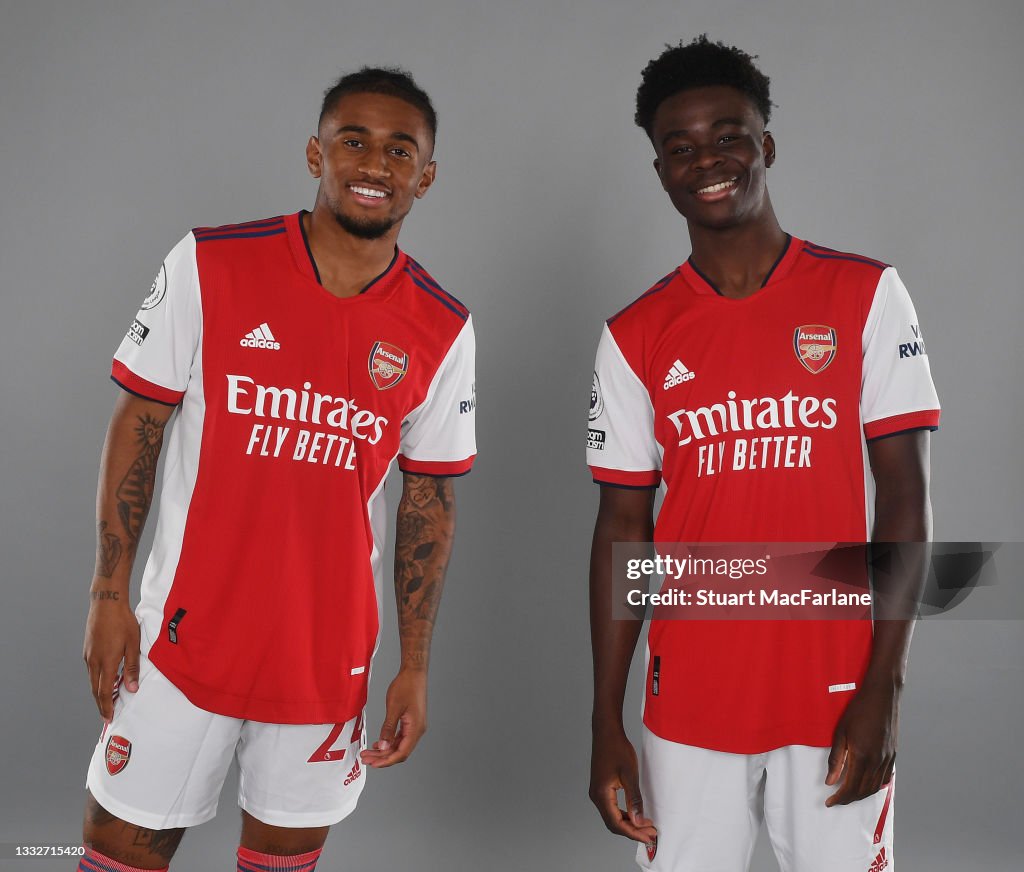 Arsenal First Team Photocall