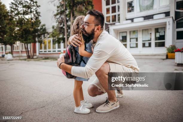 ¿eres feliz? - primer-dia-de-clase fotografías e imágenes de stock