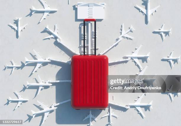 travel. - impfpass reisedokument stock-fotos und bilder