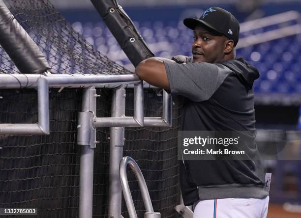 86 James Rowson Photos & High Res Pictures Getty Images