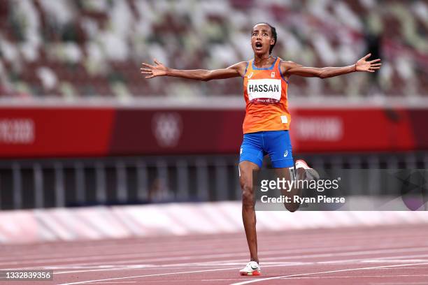 Sifan Hassan of Team Netherlands celebrates as she wins the gold medal in the Women's 10,000m Final on day fifteen of the Tokyo 2020 Olympic Games at...