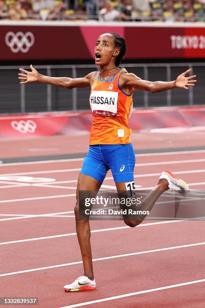Sifan Hassan of Team Netherlands celebrates as she crosses the finish line winning the gold medal in the Women's 10,000m Final on day fifteen of the...