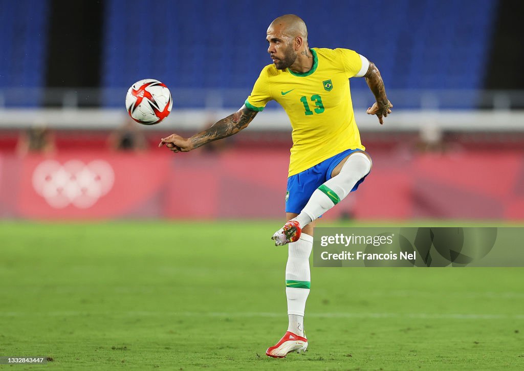 Brazil v Spain: Gold Medal Match Men's Football - Olympics: Day 15