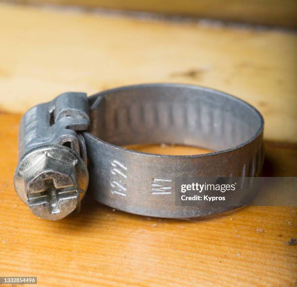 steel hose clamp - schlauch stock-fotos und bilder