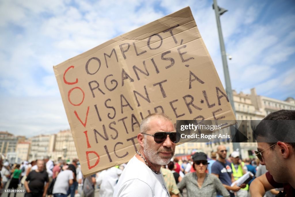 Nationwide Protests Contest France's New Covid-19 Health Bill
