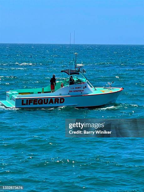 Lifeguard Bot La County Lifeguard Boats Photos and Premium High Res Pictures - Getty ...