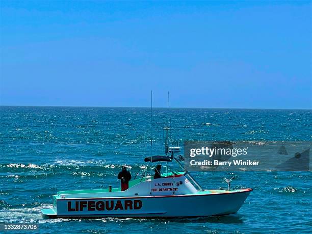 Lifeguard Bot La County Lifeguard Boats Photos and Premium High Res Pictures - Getty ...