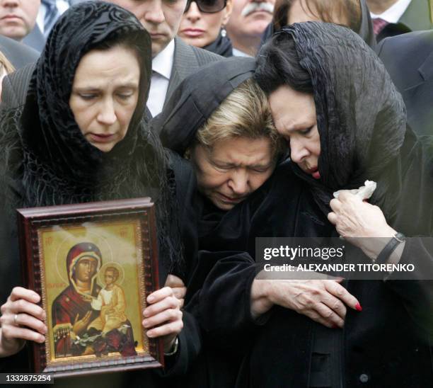 The widow of the master cellist, Russian musician Mstislav Rostropovich, Galina Vishnevskaya , her daughter Olga , and the widow of former Russian...