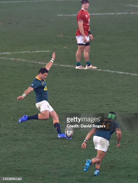Morne Steyn of South Africa successfully kicks a penalty during the 3rd Test match between South Africa and British & Irish Lions at Cape Town...