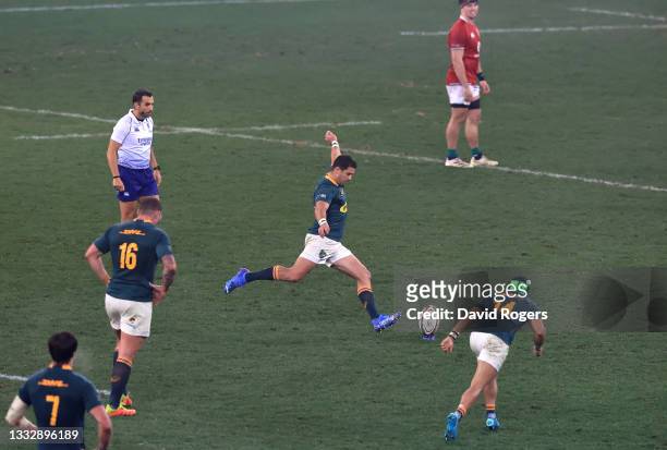 Morne Steyn of South Africa successfully kicks a penalty during the 3rd Test match between South Africa and British & Irish Lions at Cape Town...
