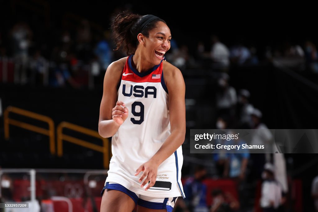 United States v Japan Women's Basketball - Olympics: Day 16