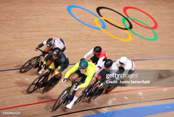 Yuta Wakimoto of Team Japan, Mohd Azizulhasni Awang of Team Malaysia, Matthew Glaetzer of Team Australia, Kwesi Browne of Team Trinidad And Tobago,...