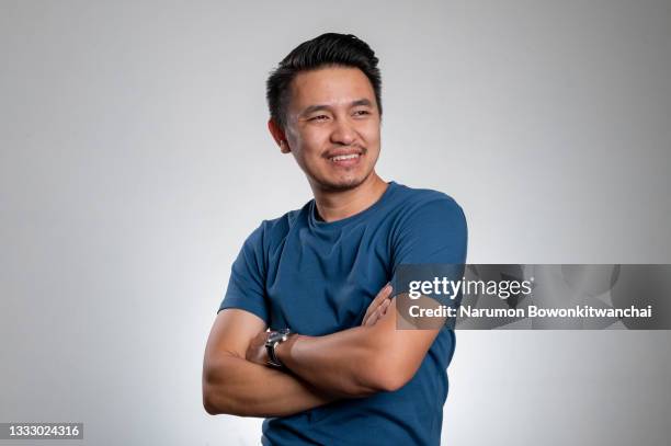 the authentic studio shot of the businessman's relaxing with the casual clothing. - east asia foto e immagini stock
