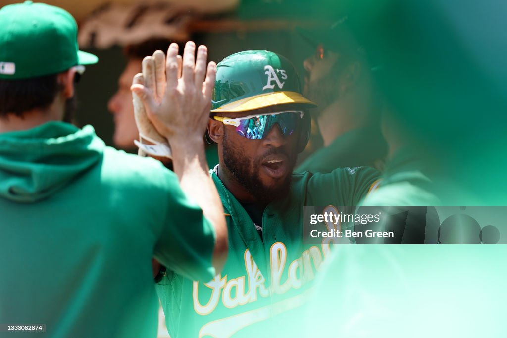 Texas Rangers v Oakland Athletics