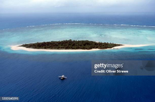 islets of the torres strait, queensland - torres strait stockfoto's en -beelden