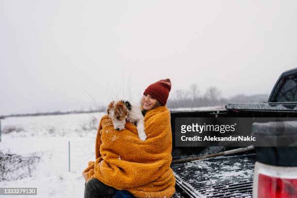 our first winter solo trip together - wrapped in a blanket stock pictures, royalty-free photos & images